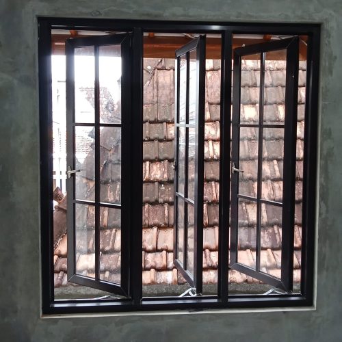 ieak-2 Jendela Casement
