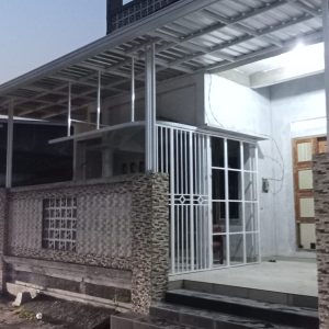 Pemasangan Kanopi dan Pintu Demak